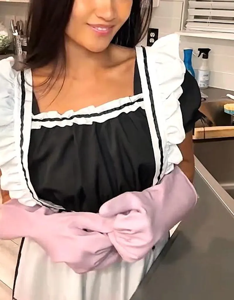 Thumbnail sunshinemaidxo: Your Potential Partner in Frenchmaid Fantasies