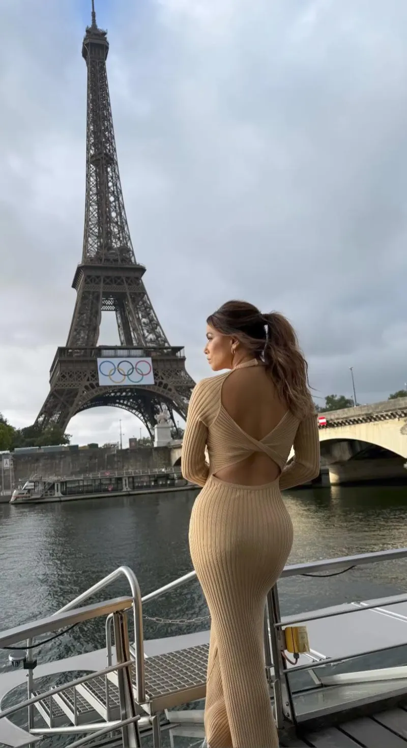 Thumbnail Celebrity Butts: Eva Longoria - A Closer Look by samosaboy