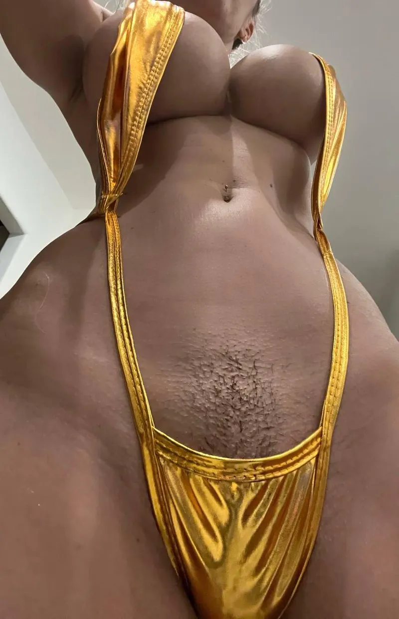 Thumbnail Ready for Transformation: Exploring Bimbofetish with jessikagotti