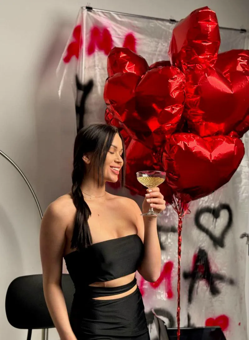Thumbnail NikCatzi Shines in Black Dress Elegance and Class