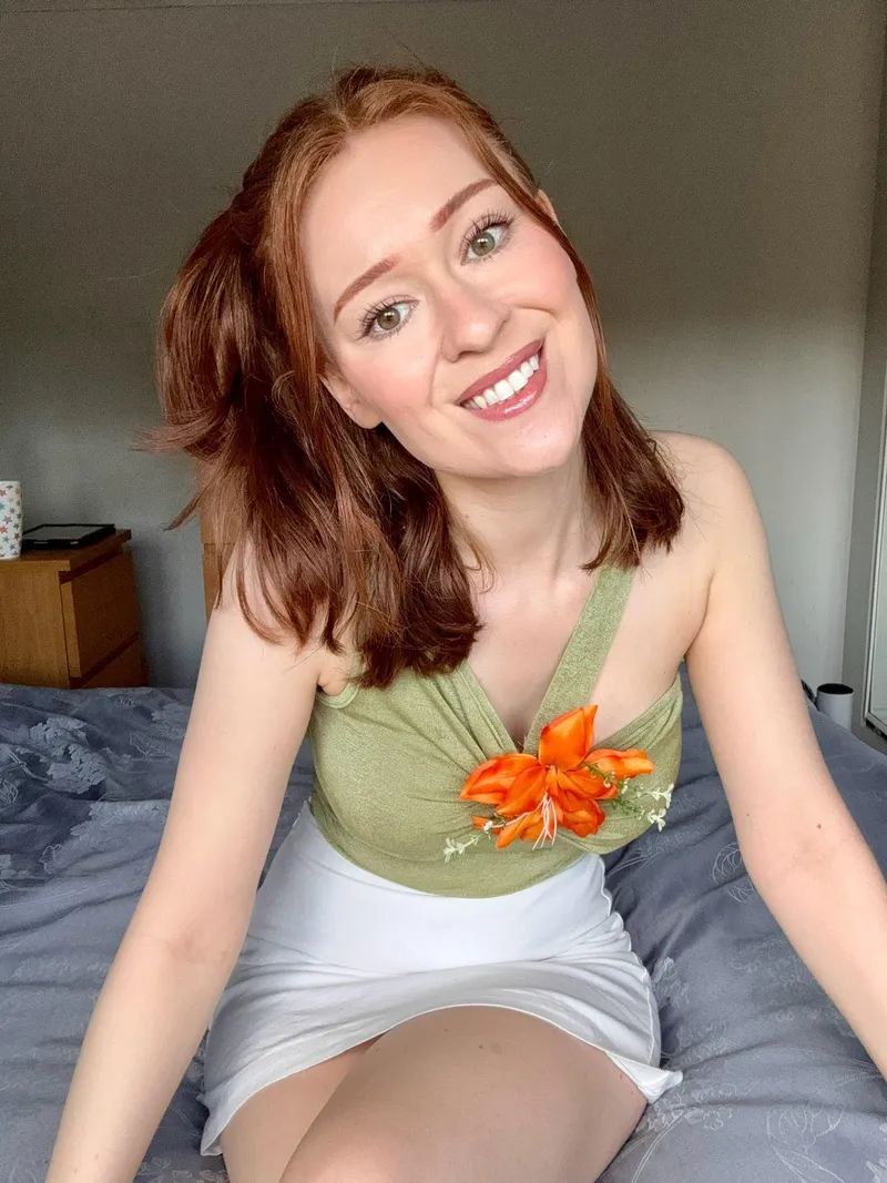 Thumbnail LunaKnight_88: Spotlight on a Stellar Instagram Hottie