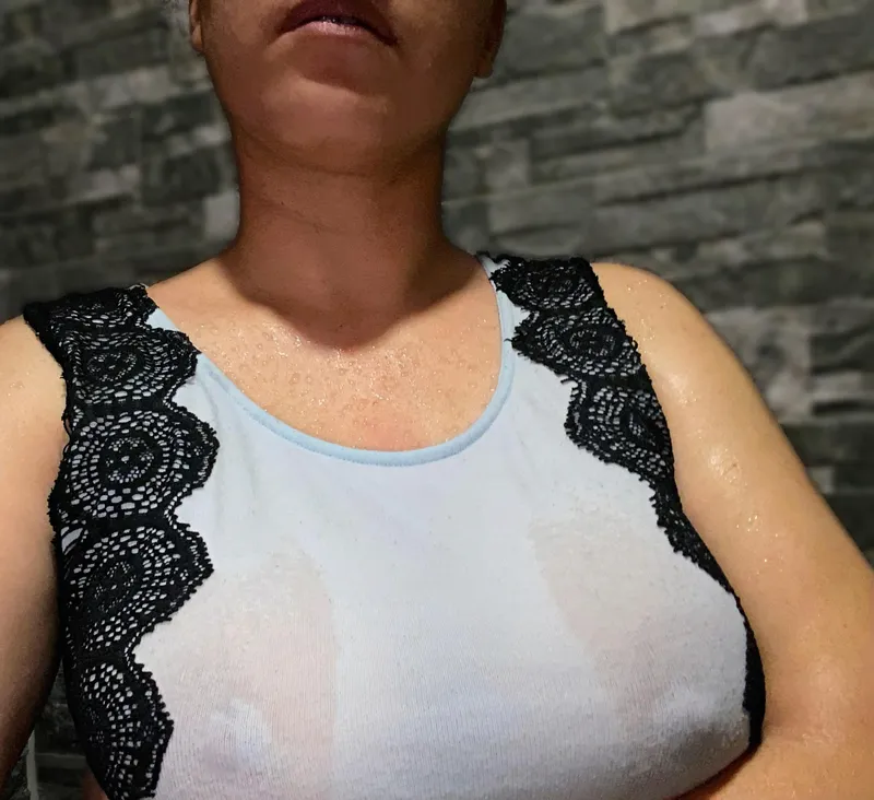 Thumbnail No-Panda917's Wet Top Revelation and Hard Nipples | onlyfanshottest