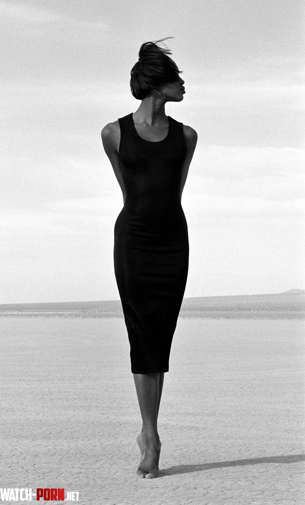 Naomi Campbell by bil-sabab