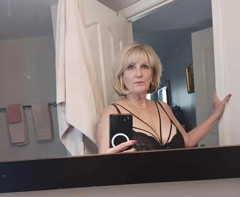 Thumbnail Hmmm by GrannyMatilda