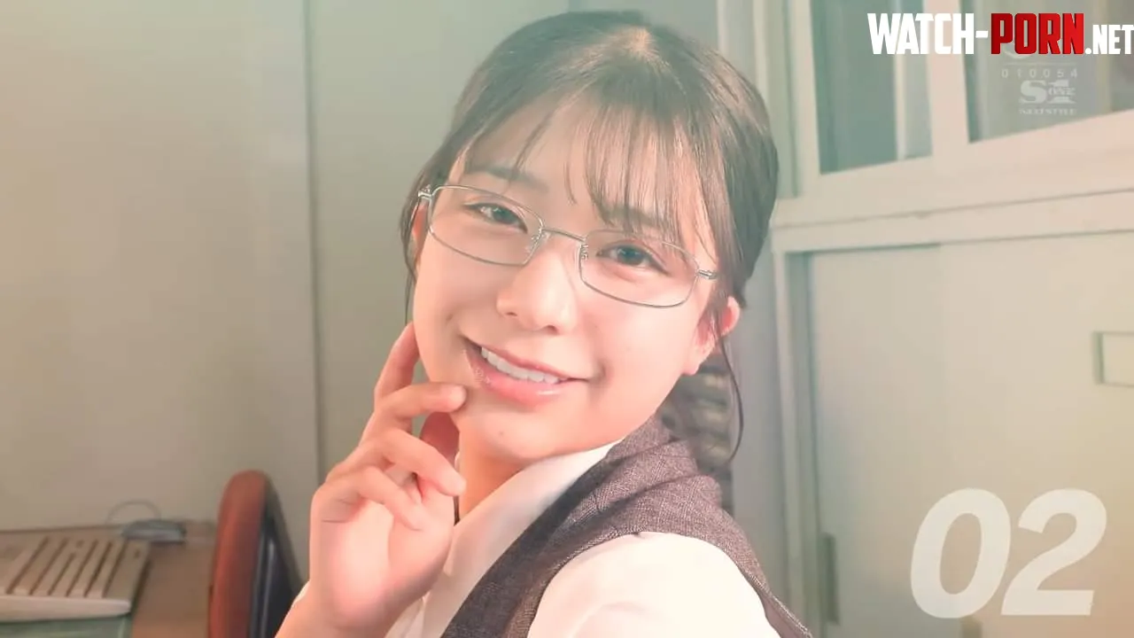 Does anyone know her name or does she do jav by dhancemix
