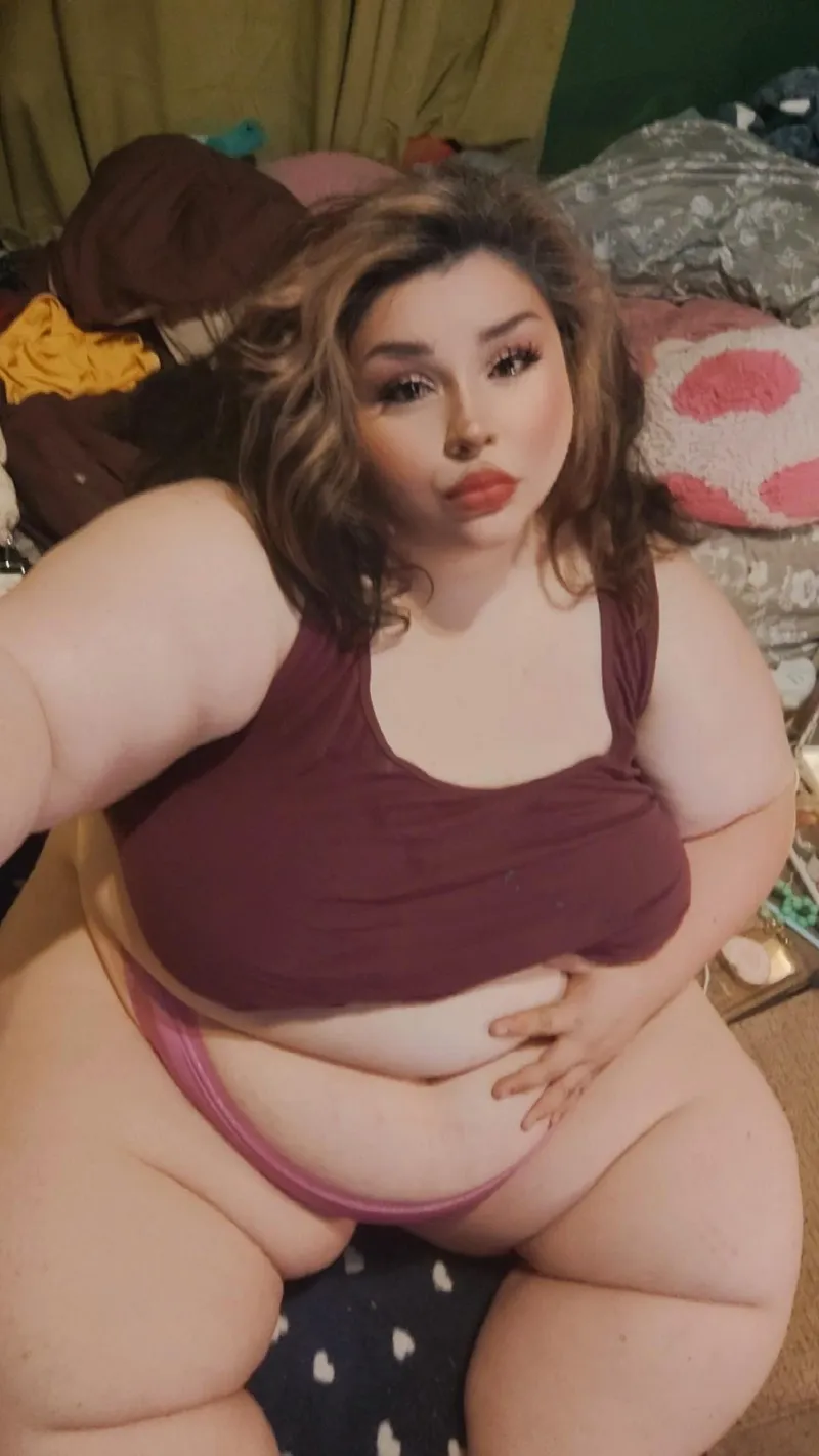 Thumbnail Big belly all day by JuiceyMangoO