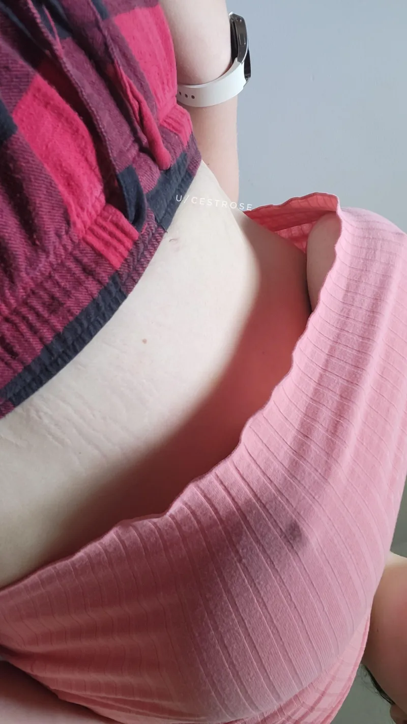 Thumbnail Floor Encounter: A Downblouse Mystery Unveiled | cestrose