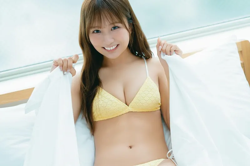Thumbnail Cocoro Asano 浅野こころ: A Gravure Icon Revealed