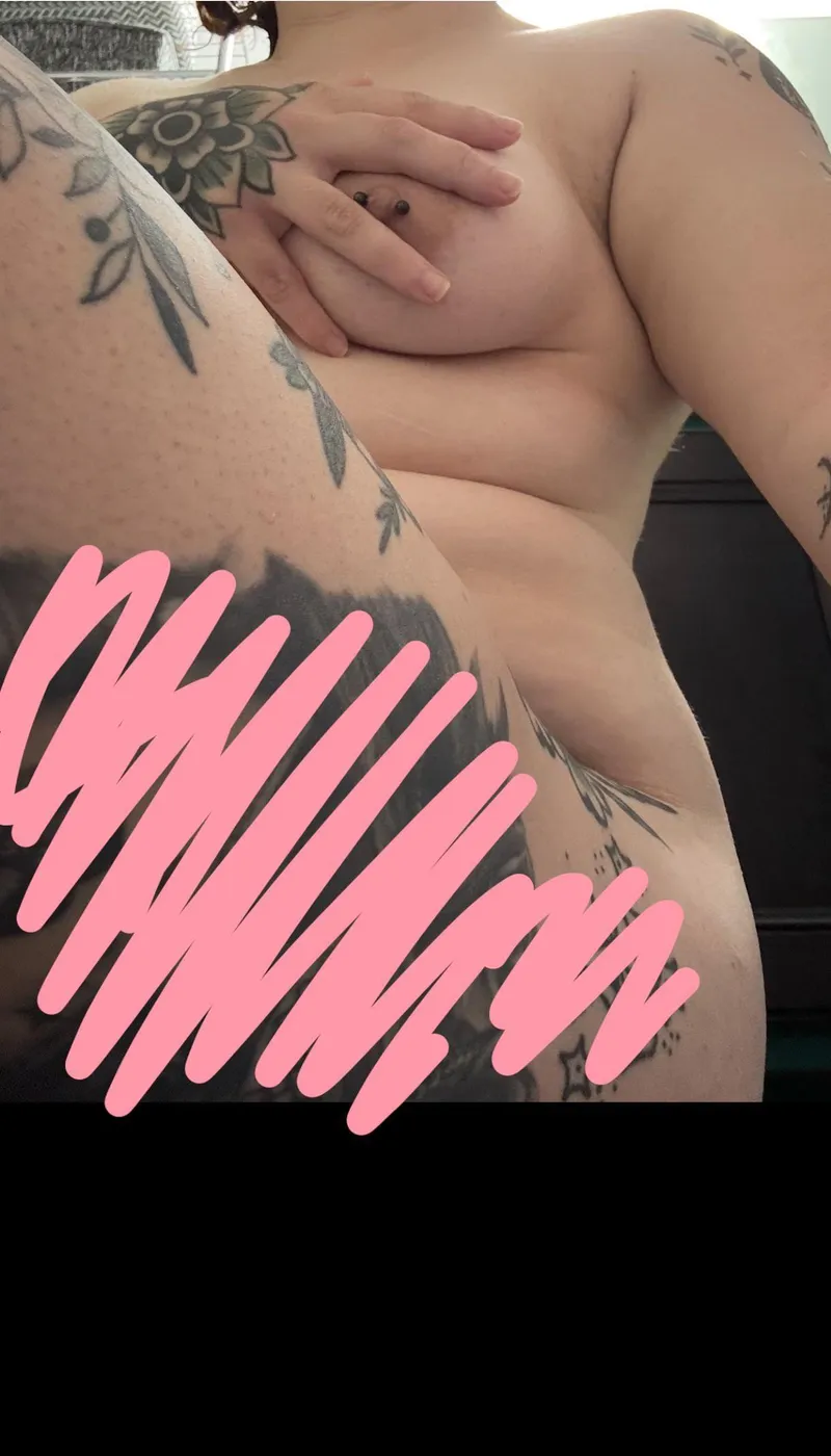 Thumbnail Seductive Saturday: Alluring Content by Stunning_Doughnut178 - dykesgonewild