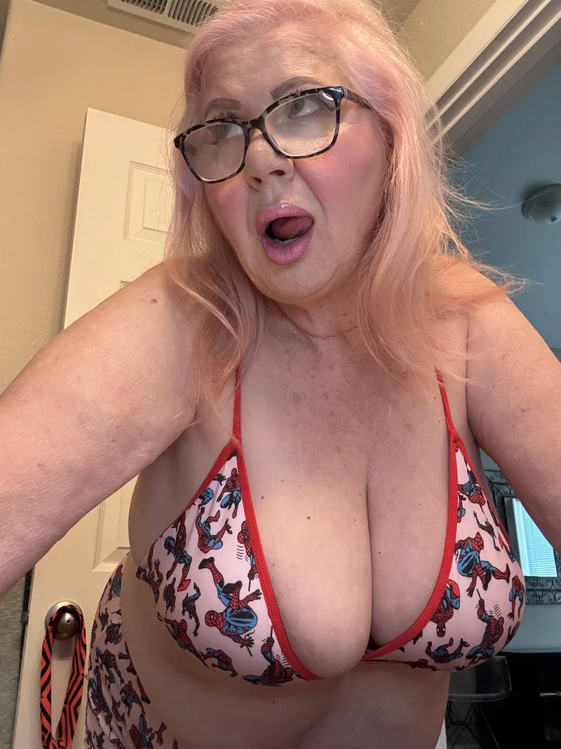 Thumbnail Join EurogirlinOR for 'Come Play…' in Maturewoman Category