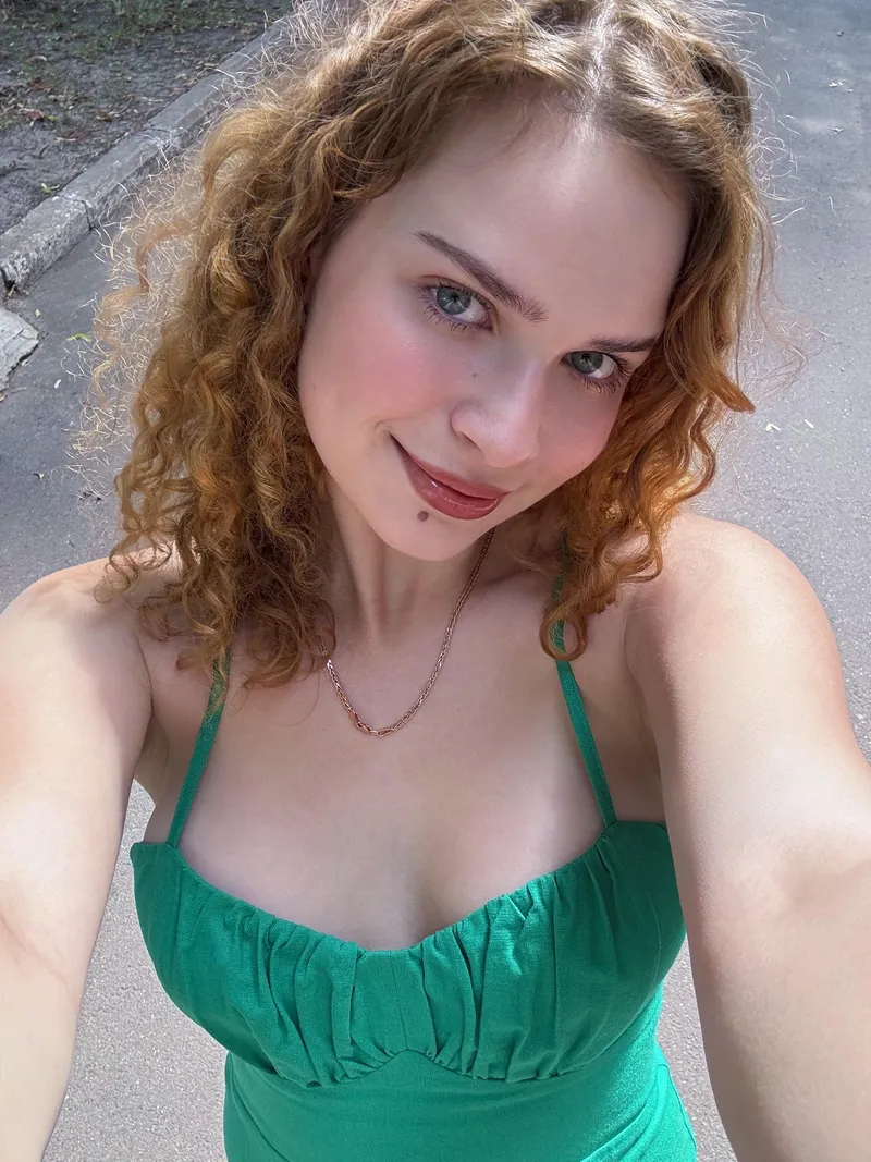 Thumbnail Morning Mishap: Explaining Stares without a Bra by pumpkinpieRi | Braless Category