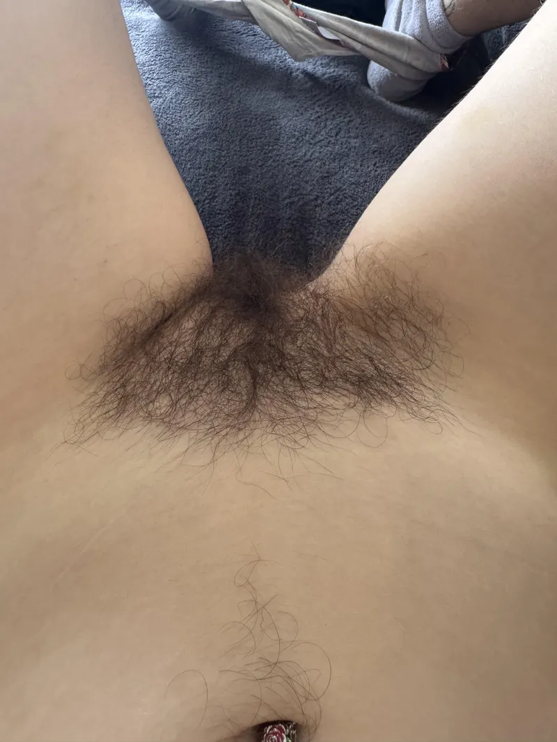 Thumbnail Soft and Inviting: Exploring My Bush Experience | baby_moonn RugsOnly Grooming