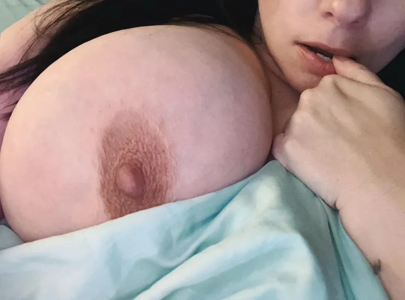 Thumbnail good morning 🌅 by CurvyMilf40