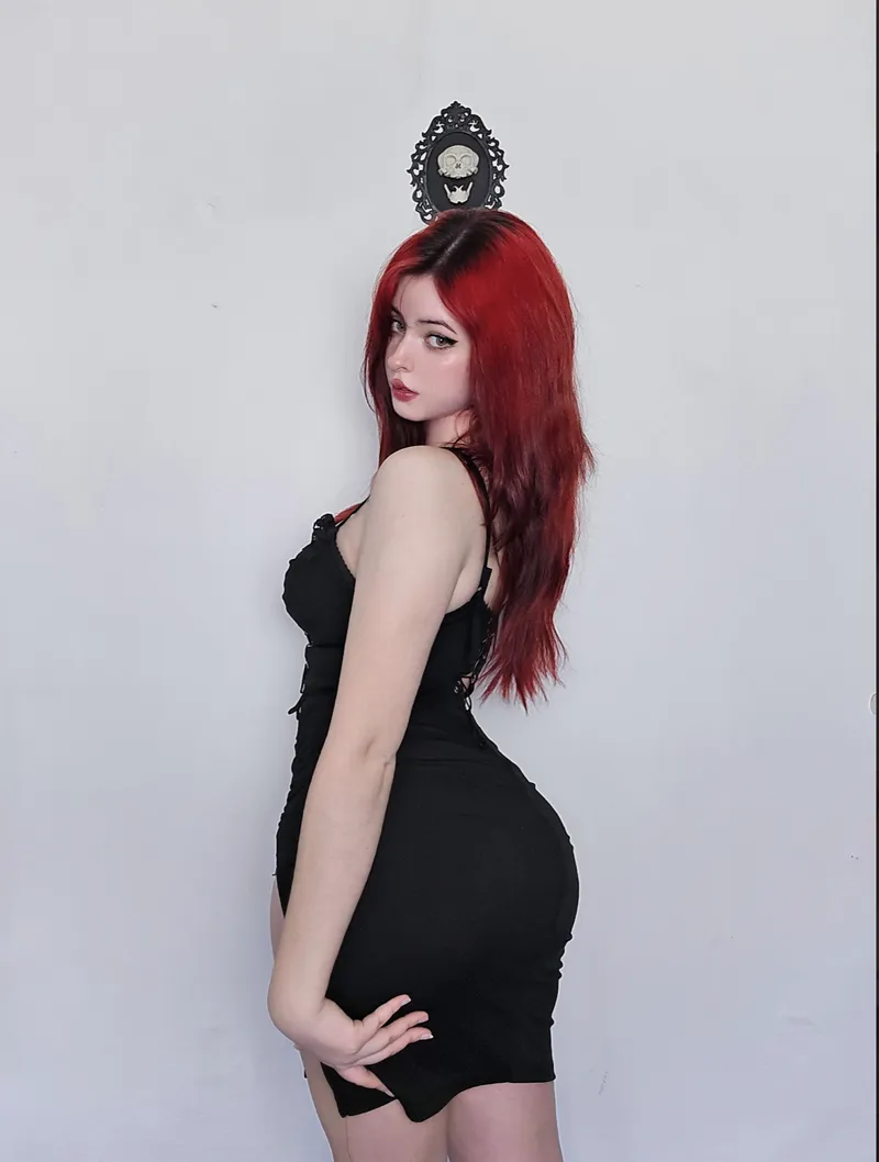 Thumbnail Captivated Stares with CapybaraPlushToy's Tight Dress Charm