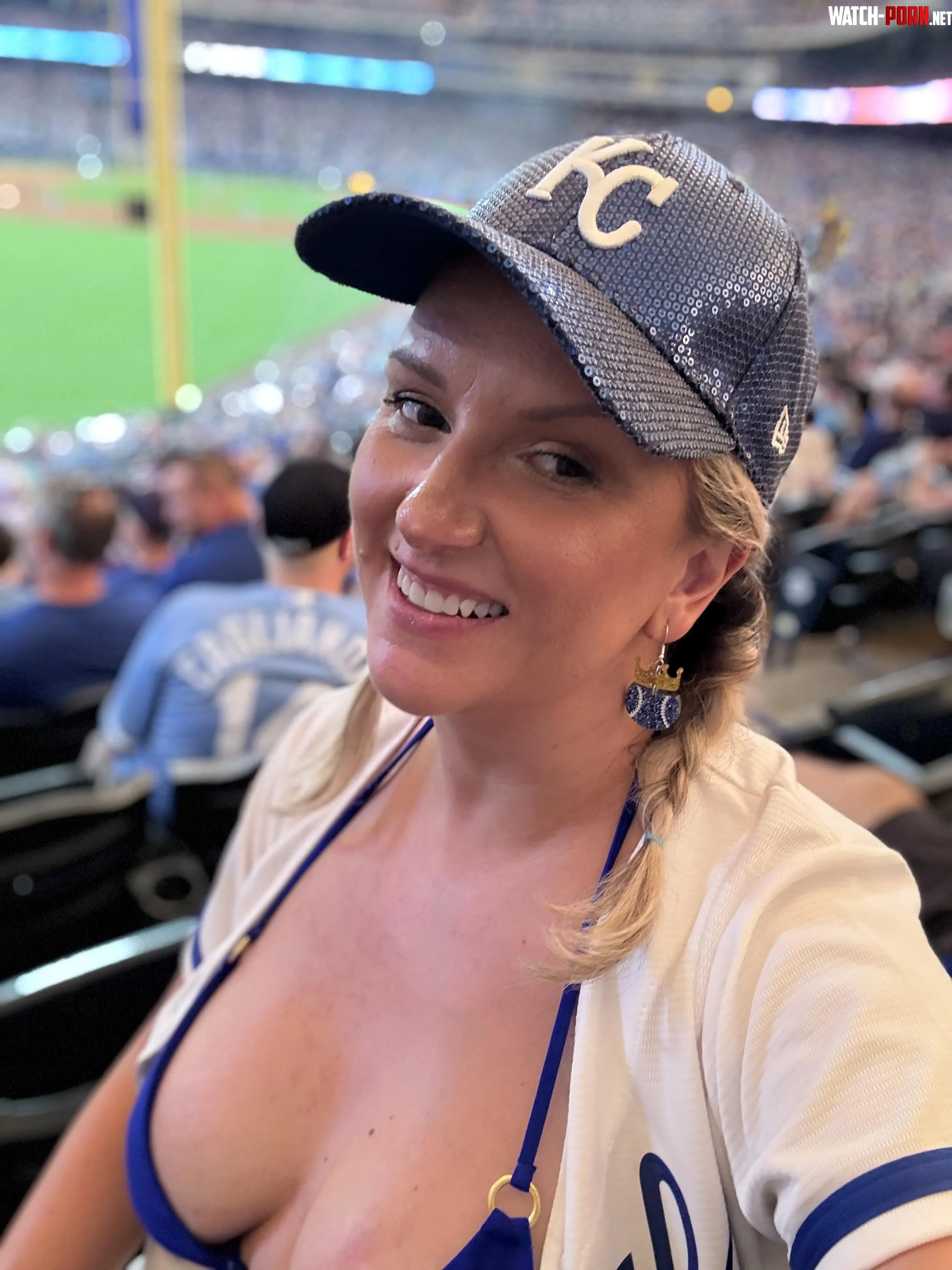 I have Royal cleavage! 🤣 by Mrs_Englewood