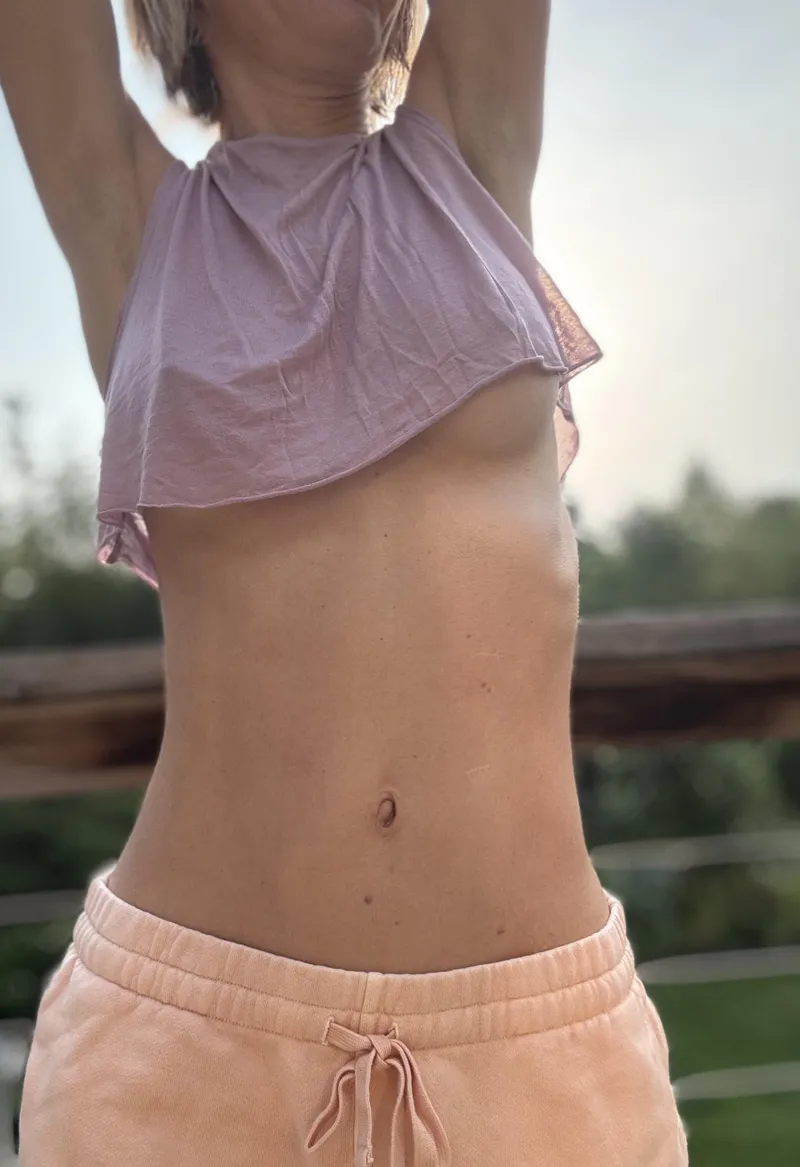 Thumbnail Underboob Temptation: A Tease of Skin | ExoticArches
