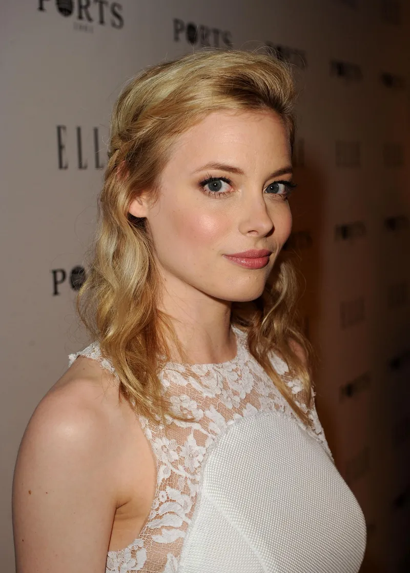 Thumbnail Gillian Jacobs: The Story Behind the Star with bentoinjelly