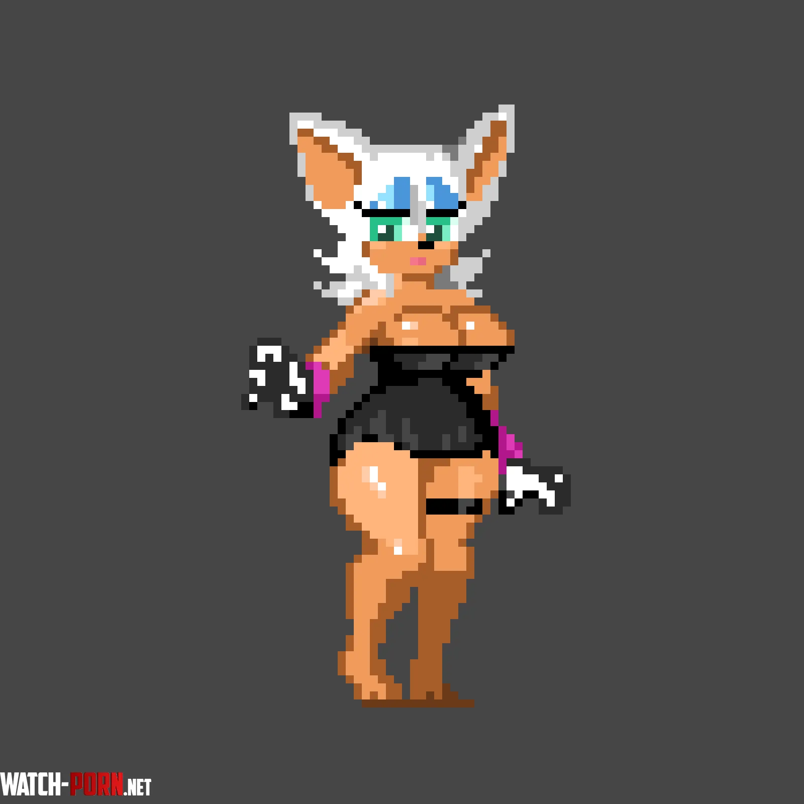 Hi guys, I drew rouge for my first attempt at pixel art by YUBBAart