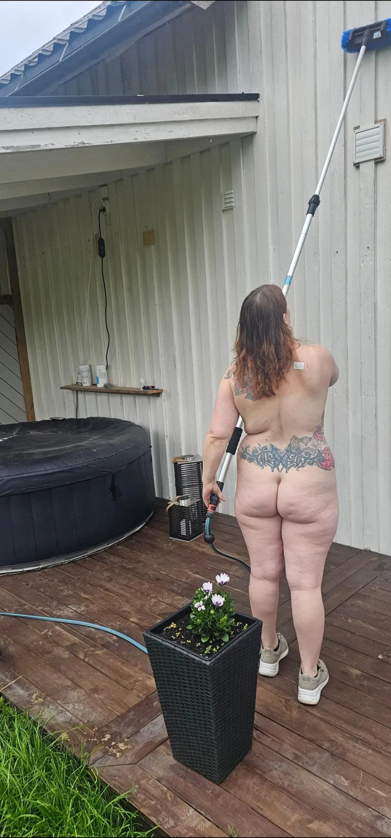 Thumbnail Cloudy Day Housework: RealNorwegianMom's Activities | girlsdoingstuffnaked