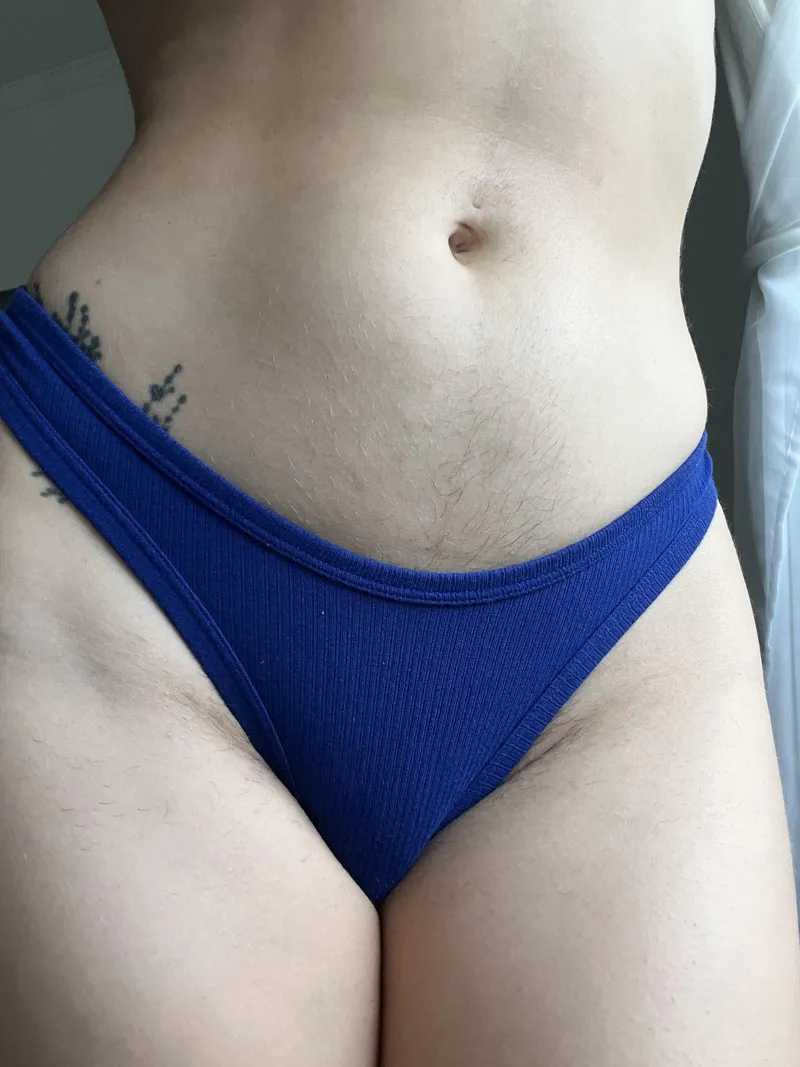 Thumbnail Celebrating Natural Beauty: Sexy Fuzzy Tummies