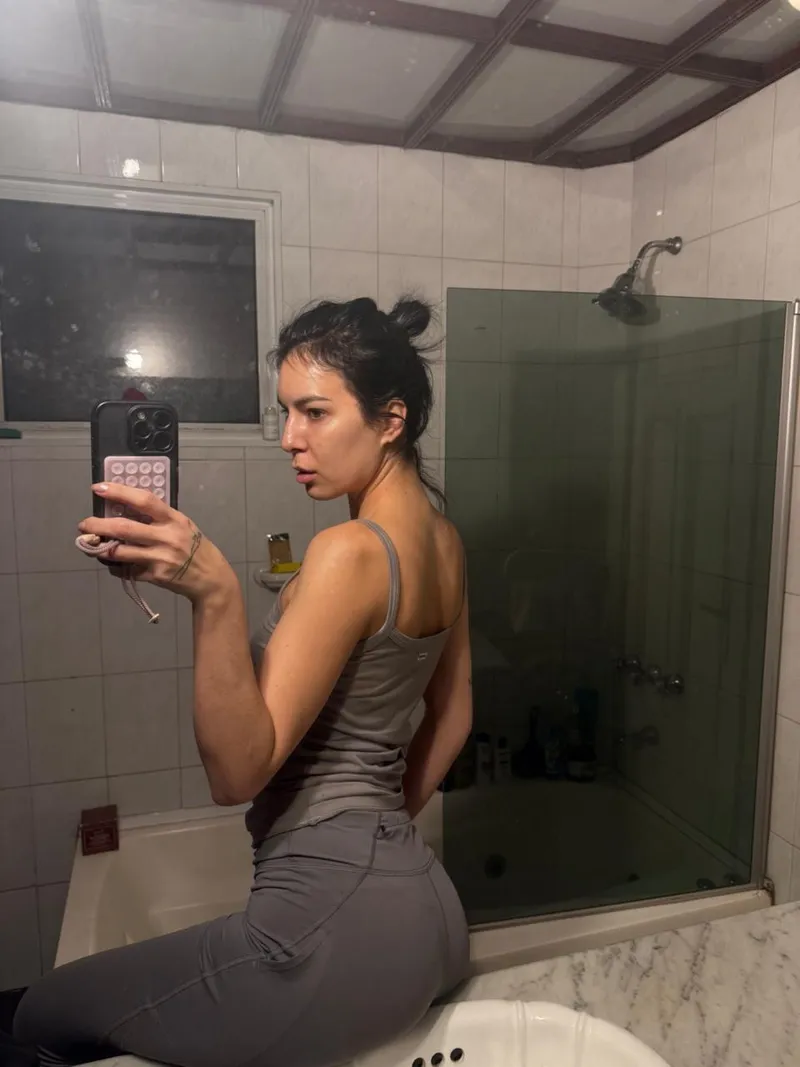 Thumbnail Mature Women Rocking Leggings | yogangela