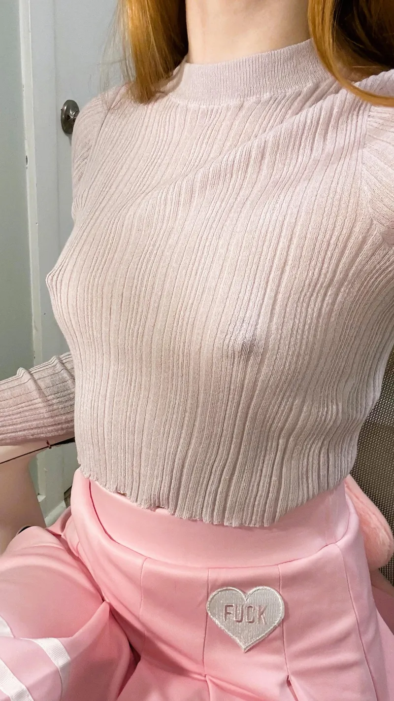 Thumbnail No Bra Day: Let's Embrace It Every Day | Red_peach15 | Pokies