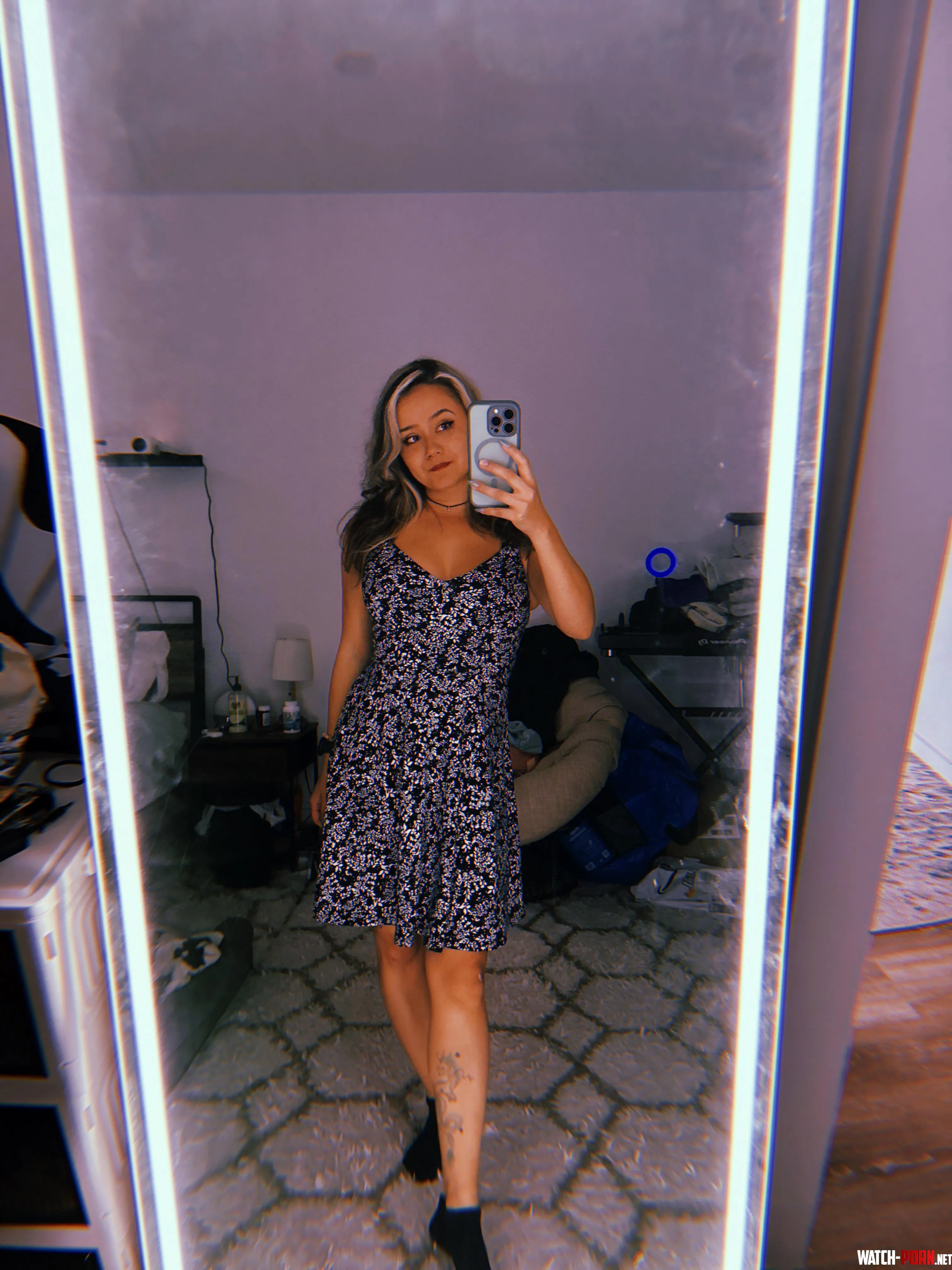28F lil dress :) by Voidnymphx