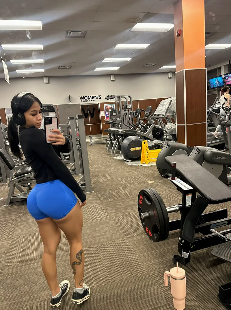 Thumbnail Back and Hams: Legitimate_East_1525 | ThickFit