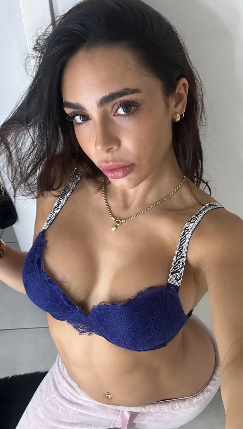 Thumbnail Bra Mishaps: The Tantalizing Tale of Almost Slipping | BllisBrooke