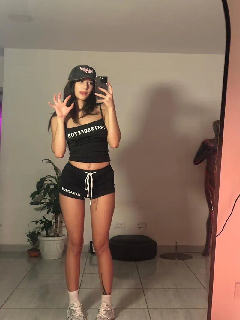 Thumbnail Prioritizing Morning Runs Over Classes - Insight by starlitcatnap