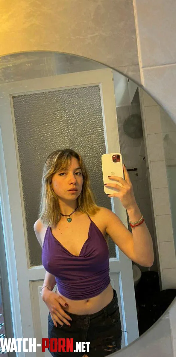 didn't know what fit to wear and grabbed this top randomly by Nova5269