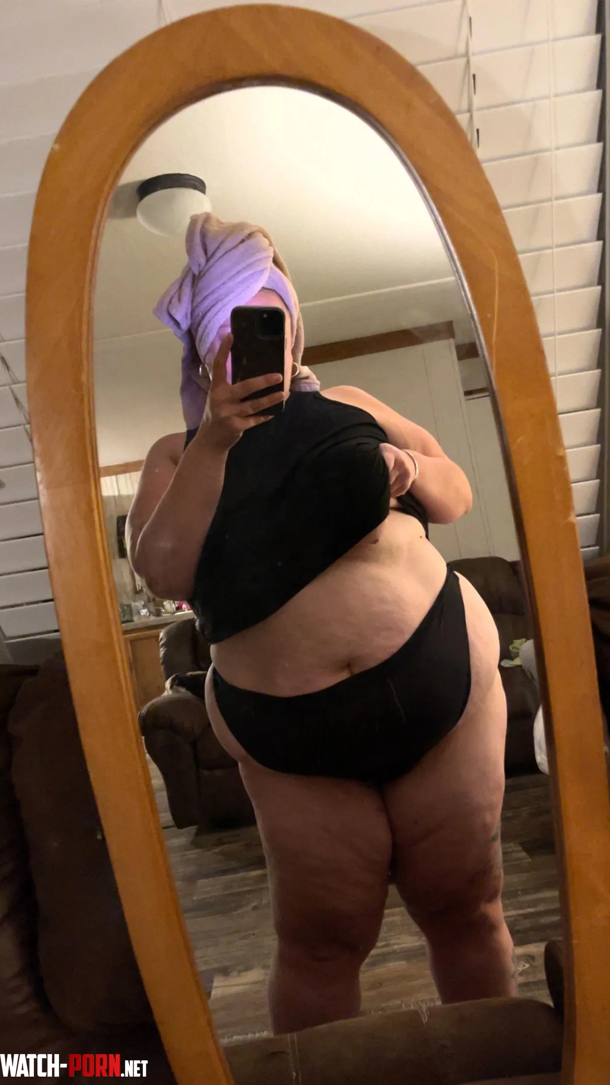 rare front/standing view 🖤 by reignforyou