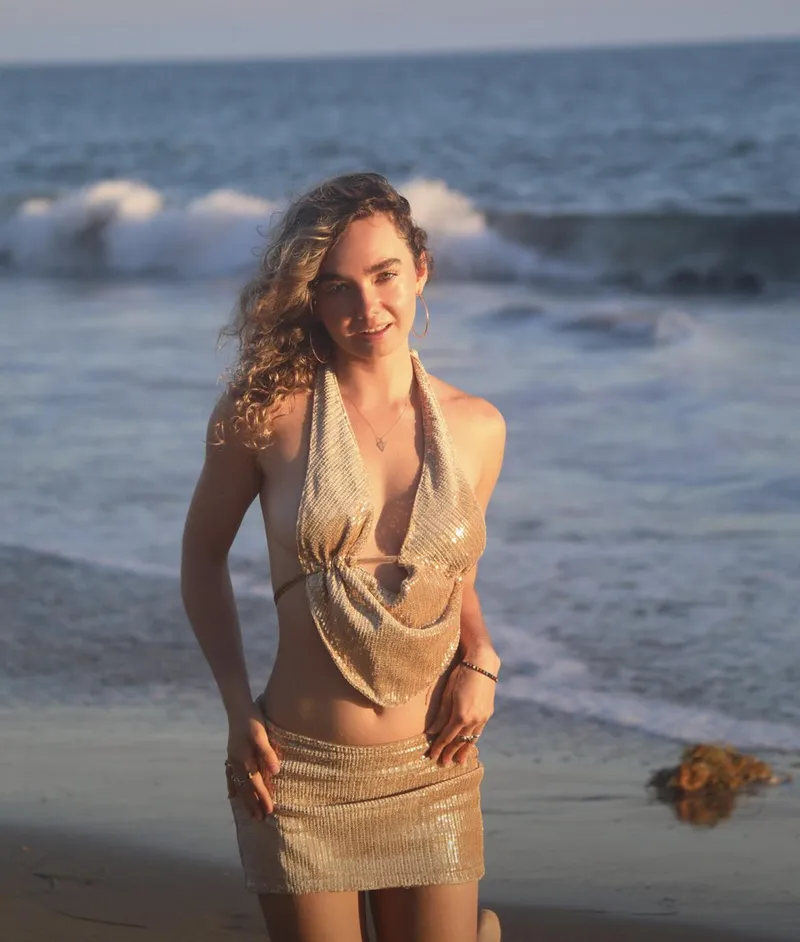 Thumbnail Beach Vibes: AlaskaReneeTravel's Croptop Fun