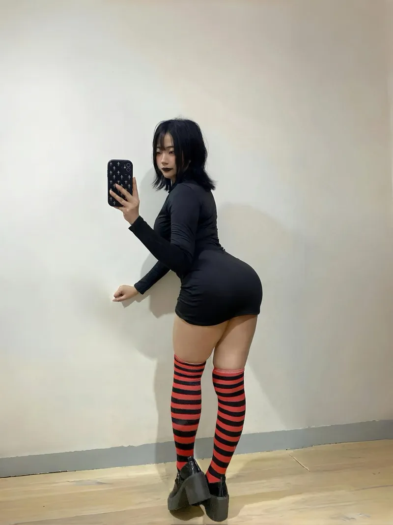 Thumbnail Seraxfaye's Adorable Mavis Cosplay Delights