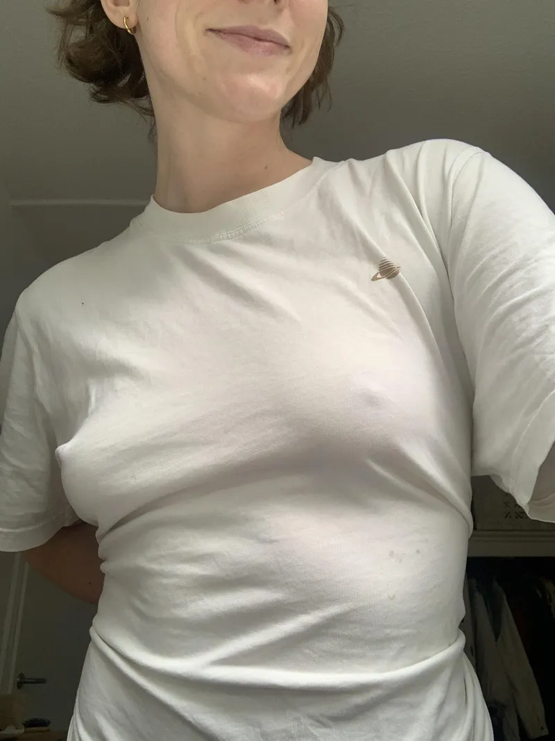 Thumbnail Unveiling the Comfort of Going Braless with yourpilatesgirlxx