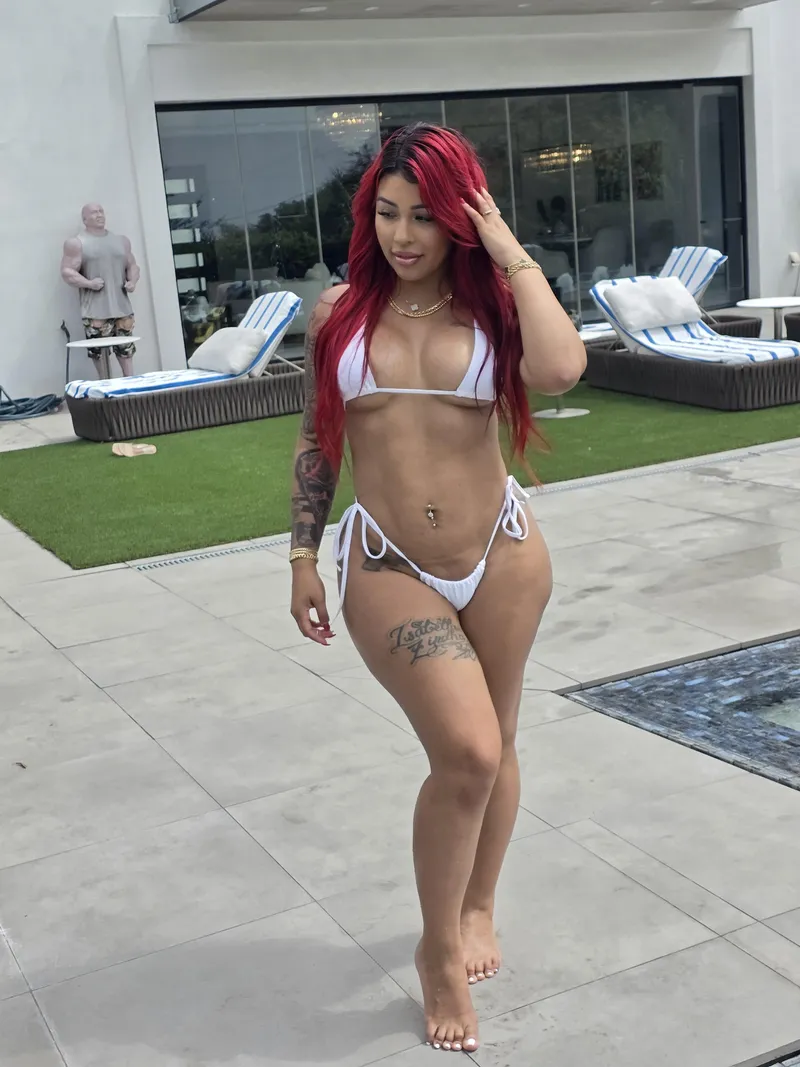 Thumbnail Seductive Mexicana Invites You: Ready for some fun?