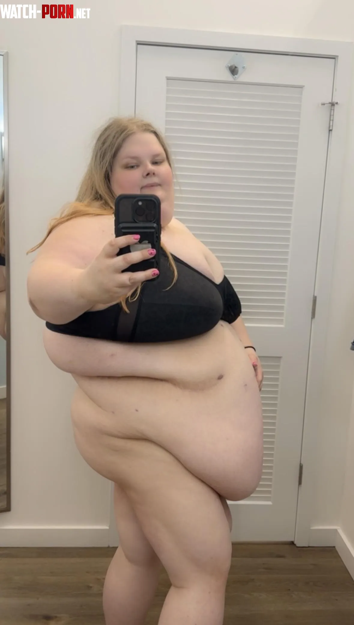 Showing off all my tummy by Angelduster5211