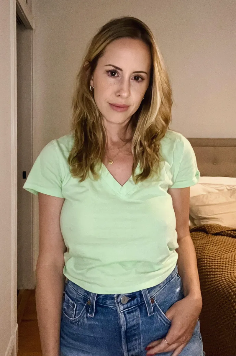 Thumbnail Experience Unmatched Freedom in Regular T-Shirt Braless Style