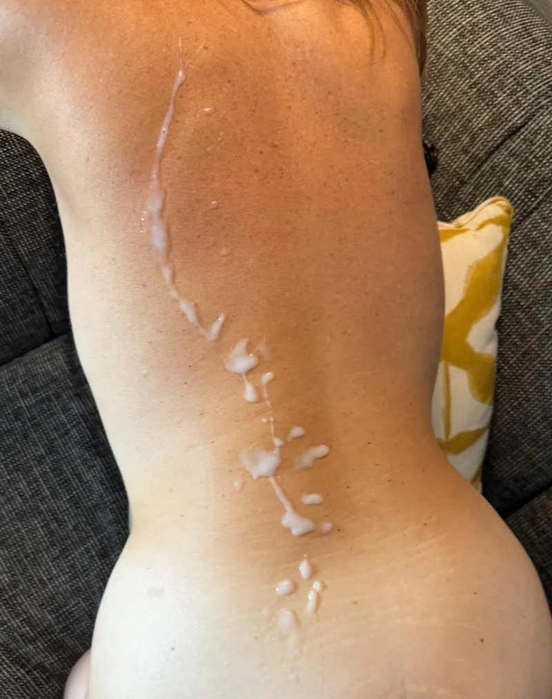Thumbnail toptiermilf Leaves a Glimpse - A Bodyshots Revelation