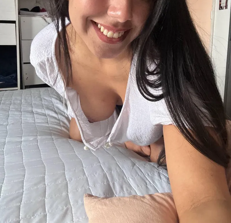 Thumbnail CupCakePeachy: Embracing Braless Beauty | Sexy Latina | Downblouse