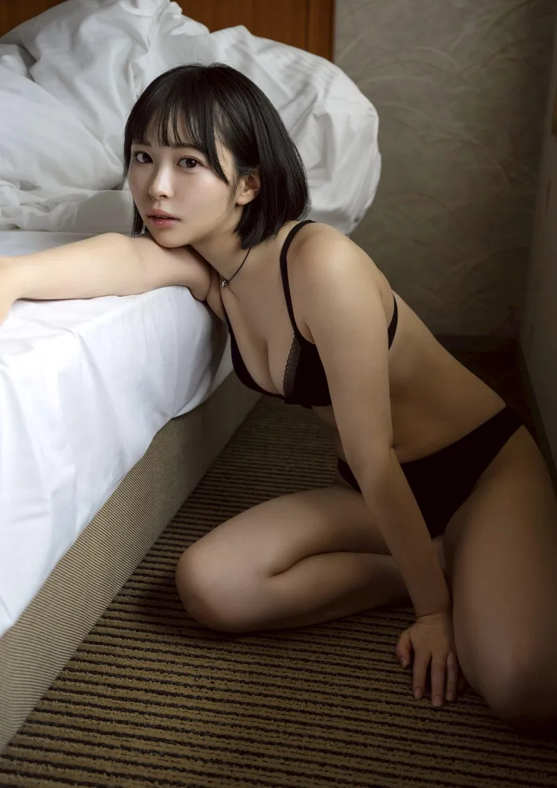 Thumbnail Yumeka Kimura 木村夢叶 Showcases Elegance in Gravure