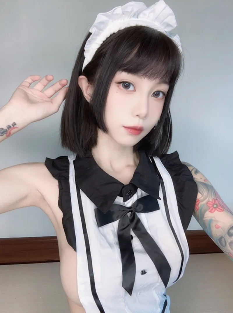 Thumbnail Desperate for a Raise - A French Maid's Dilemma by itzmegracey