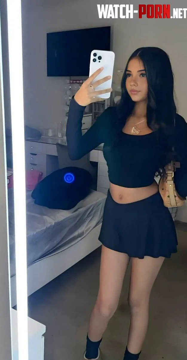 Crop top is the best by Raw_Crab7529