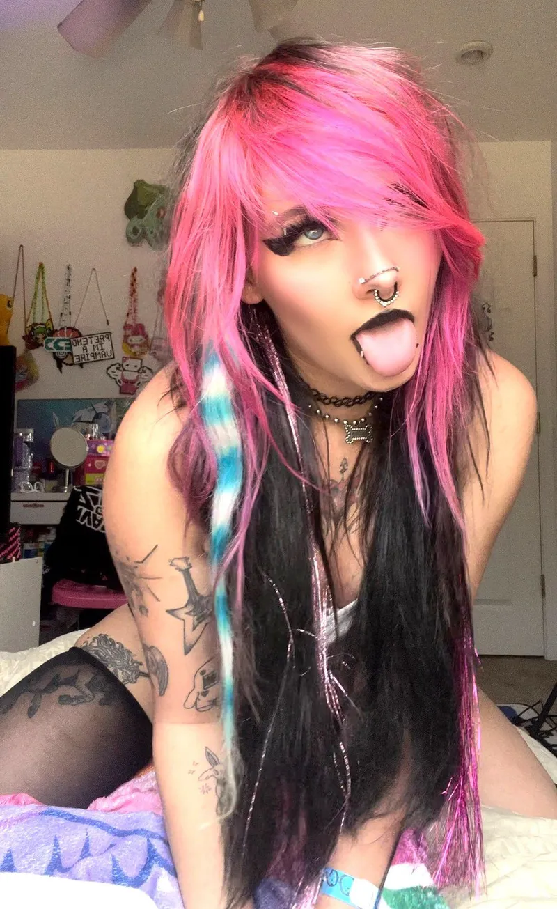 Thumbnail Seduction Unleashed: cum target by _ScarletTwinkle in RealAhegao