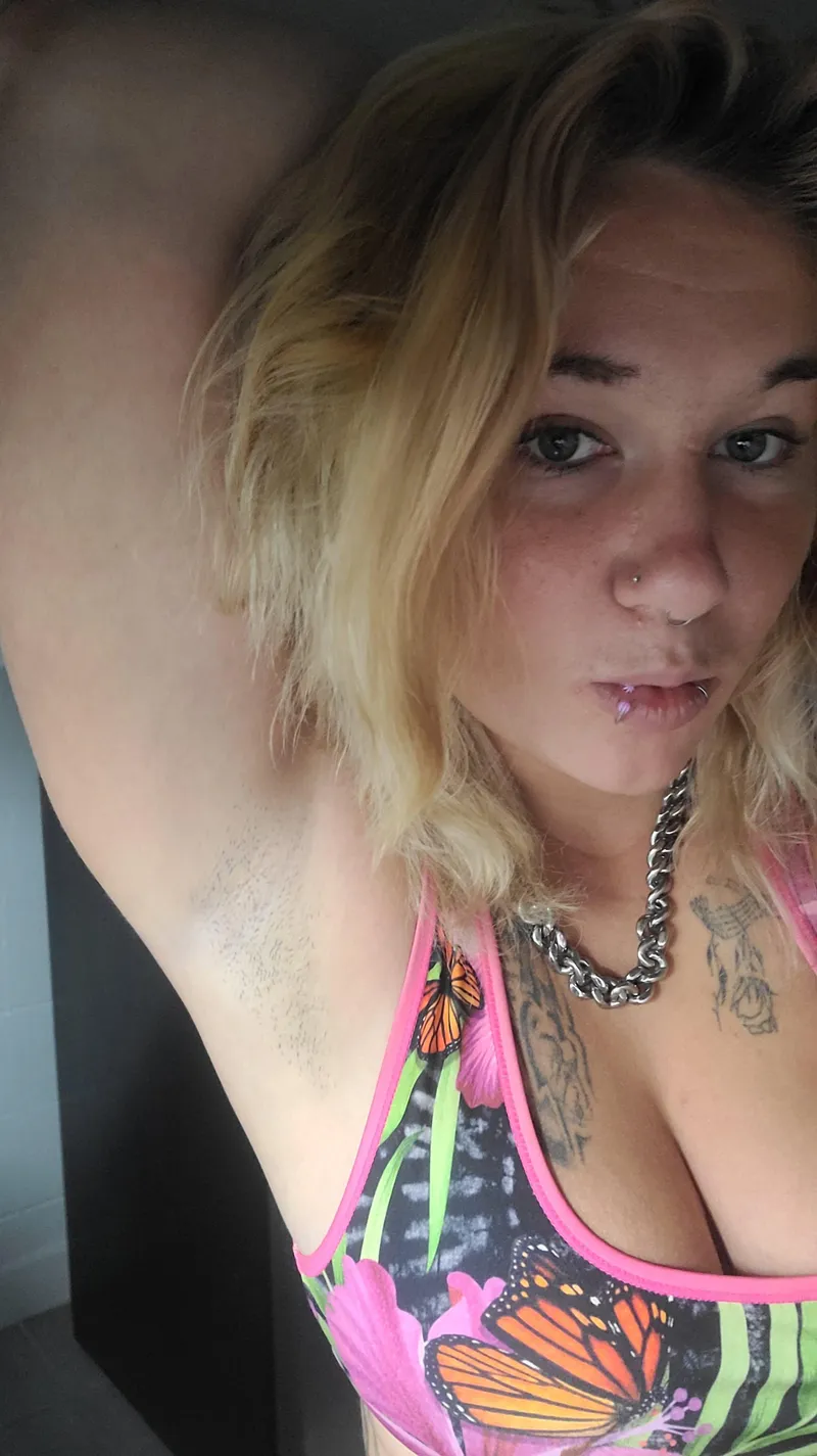 Thumbnail Just rub your cock in my armpits f21 by sinning_angel6