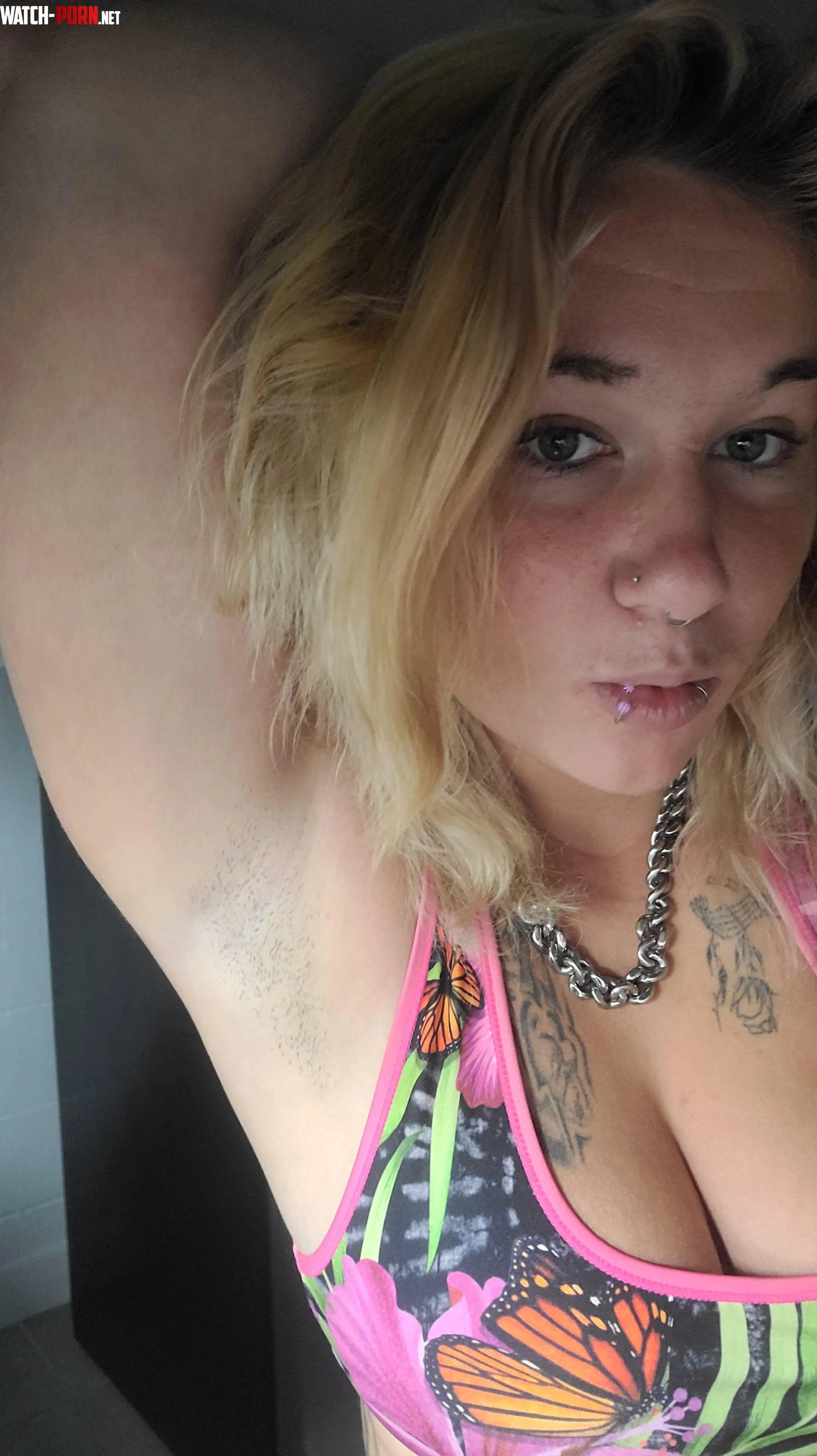 Just rub your cock in my armpits f21 by sinning_angel6
