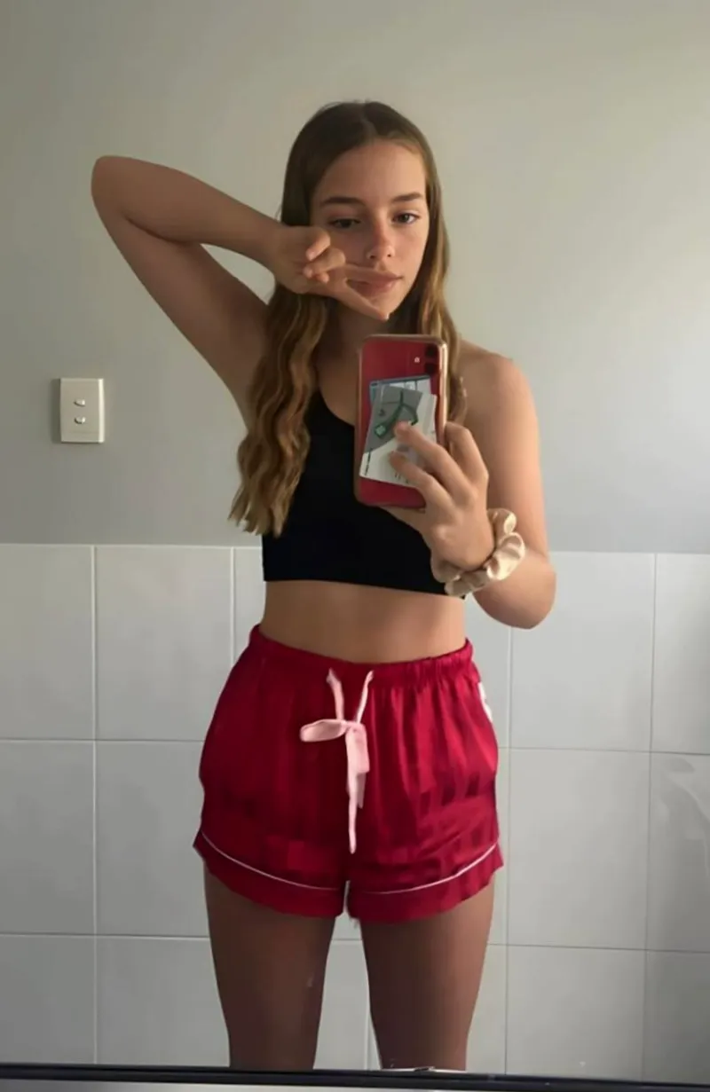 Thumbnail Seeking Opinions: Petite's Daddy Quest by Odw1n | xsmallgirls