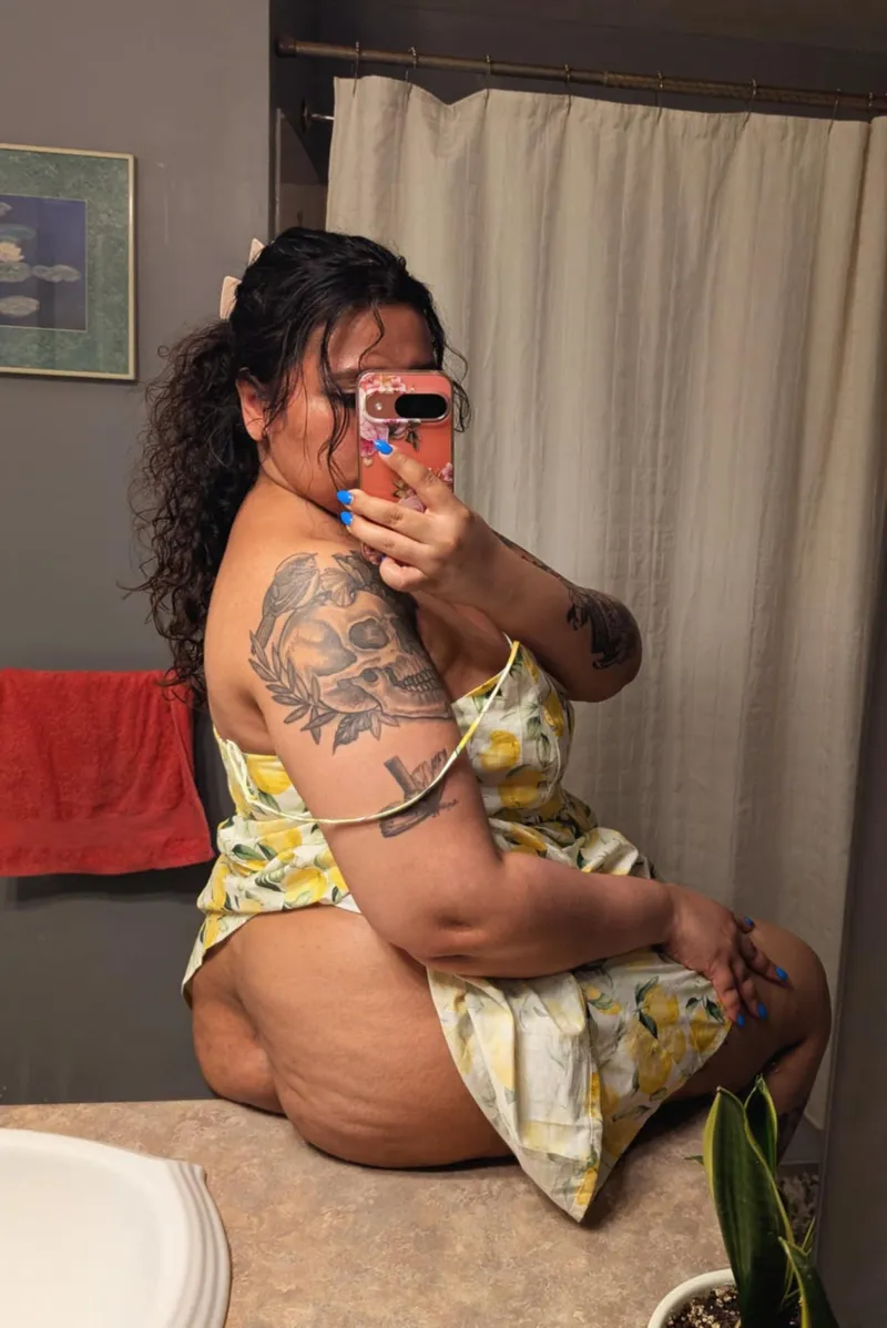 Thumbnail Feel the Dimple Magic in a Sundress Moment | the_czar_got_cake