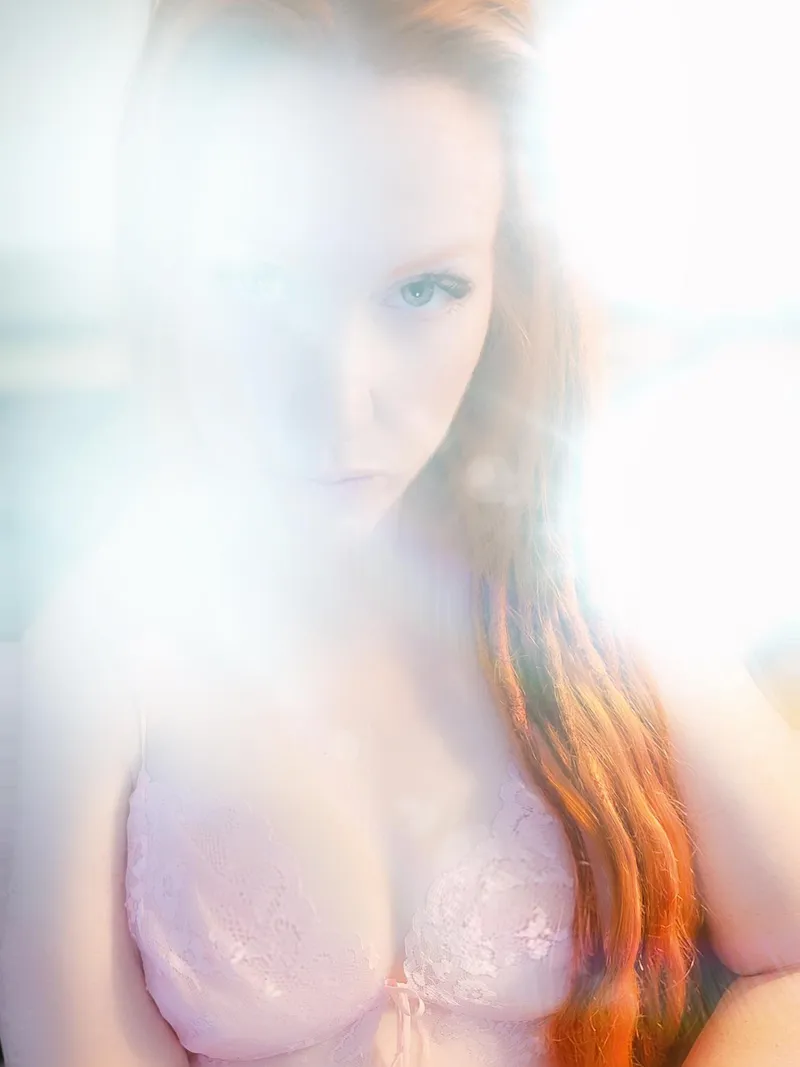 Thumbnail Scarlett_Lockhart Explores Eyes as the Window to Your Soul