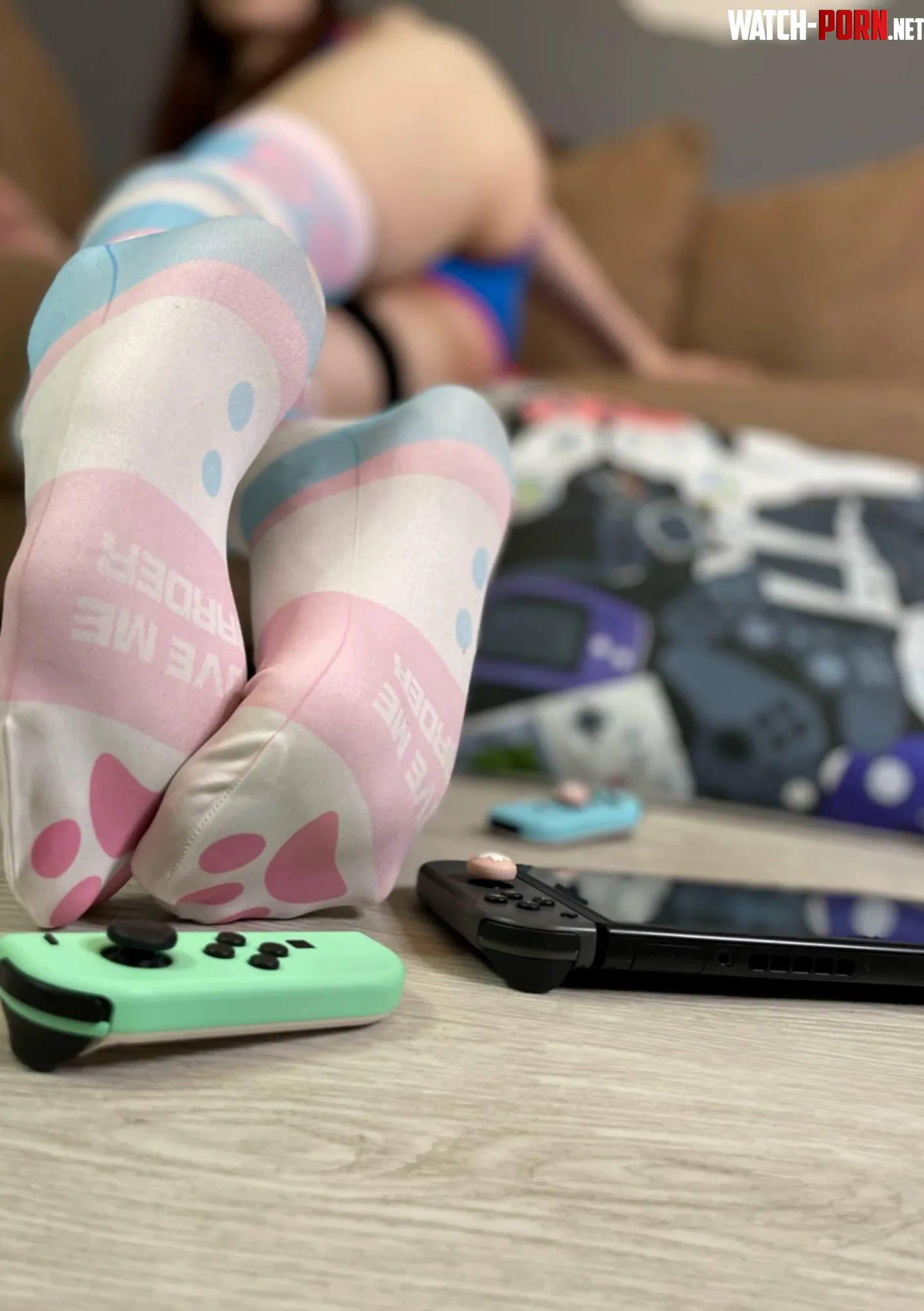 I know how to make any game more interesting [f] by KindBunny0